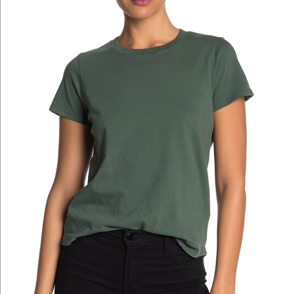‼️SOLD‼️ Madewell Crew Neck T-Shirt